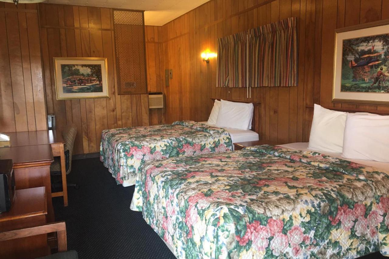 Sky Palace Inn & Suits Of El Dorado Exterior foto